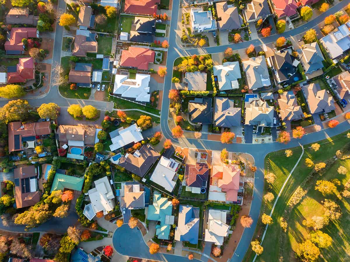 Aus housing Main
