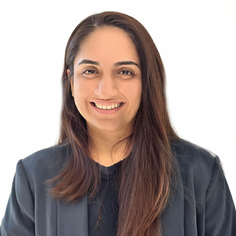 gaayathri thakkrar - invest blue